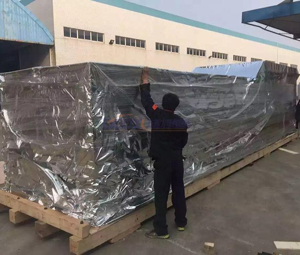 上海大型设备出口防锈木箱装箱